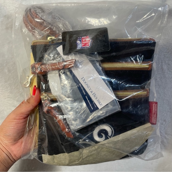 Dooney & Bourke NFL Rams N S Triple Zip Crossbody with ID holder NWT - Picture 12 of 12